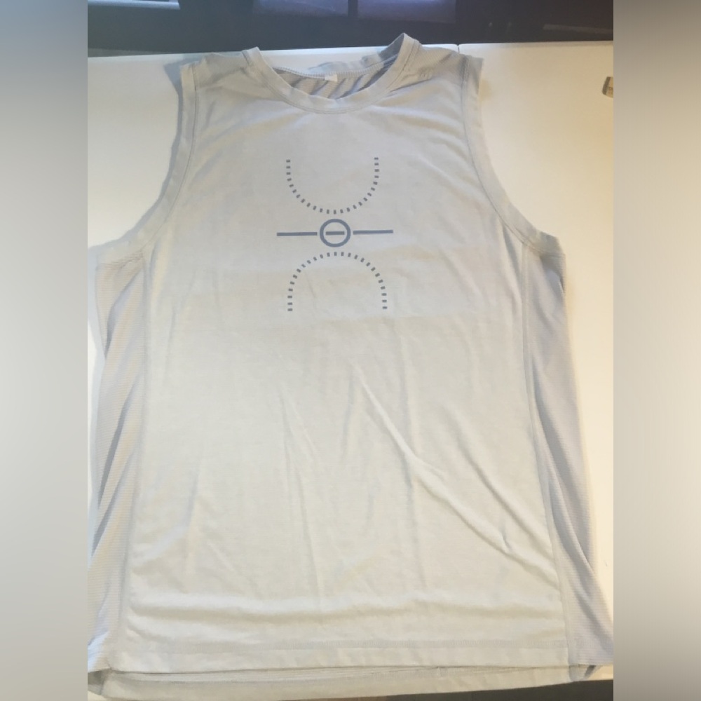 Lululemon men’s light grey tank top with detail on front. Gently used size Large